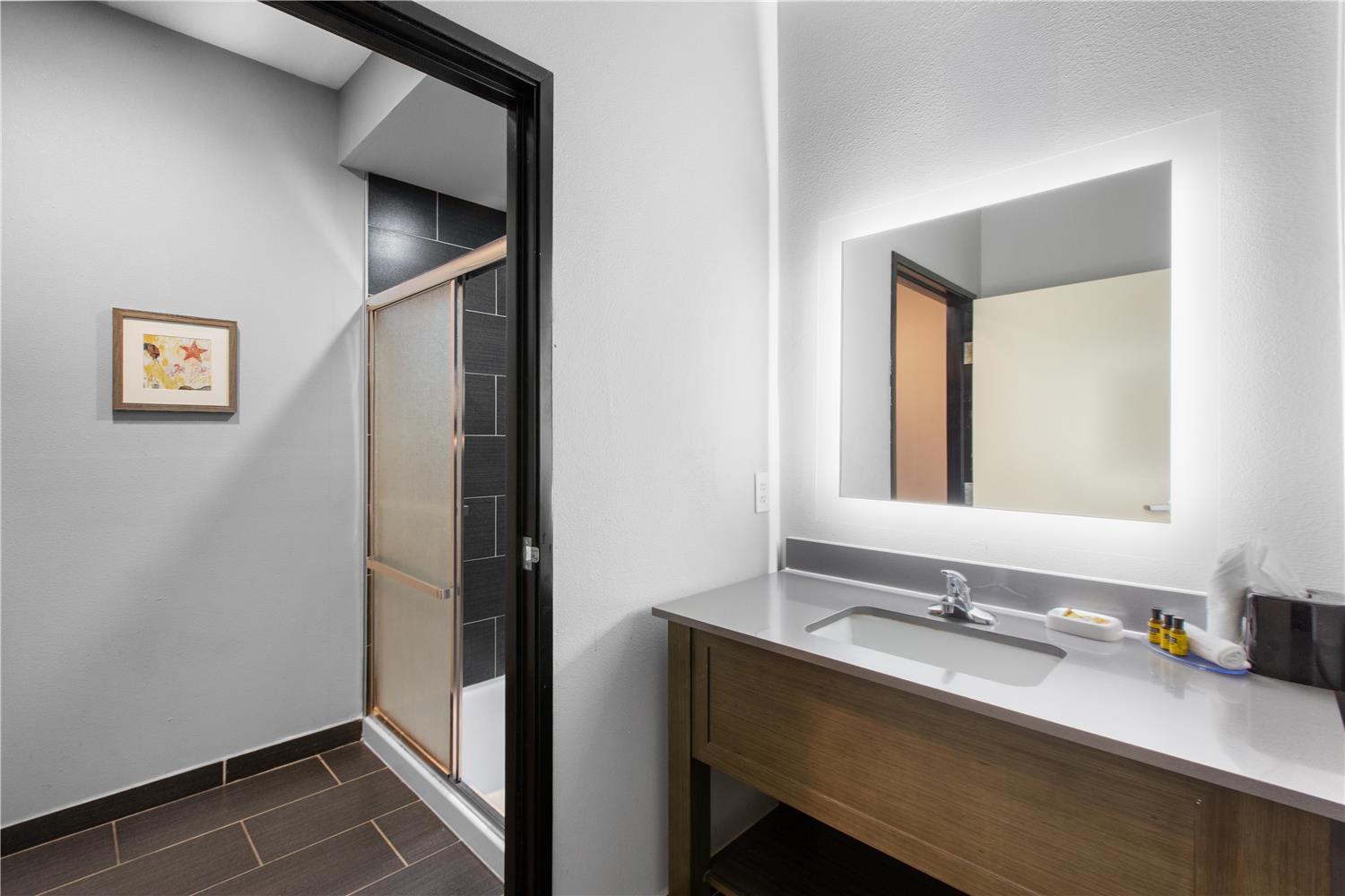 Best Western Plus Regency Park 43/43