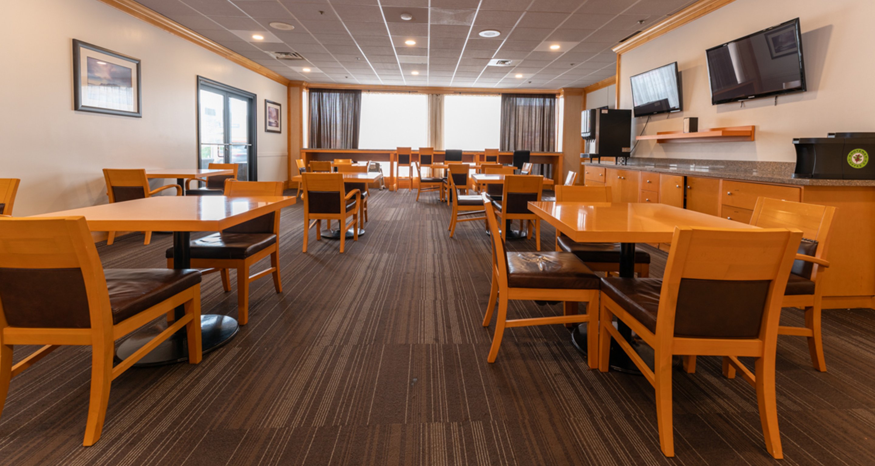 Prestige Hotel Prince Rupert 44/48