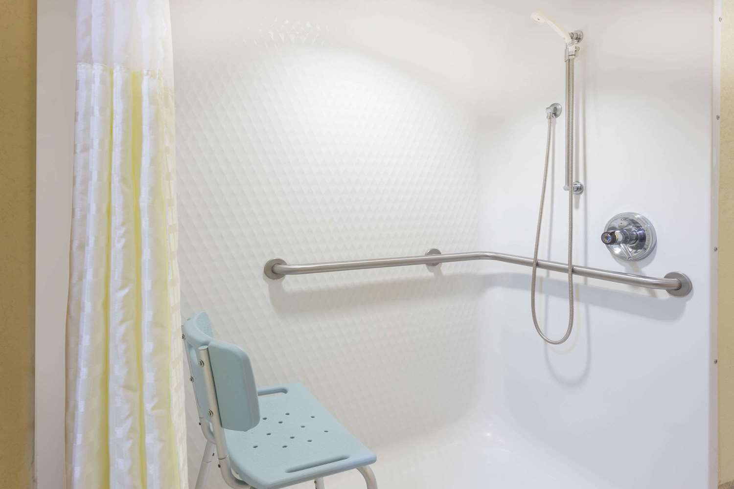 Microtel Inn Suites By Wyndham Tuscaloosa East 32/32