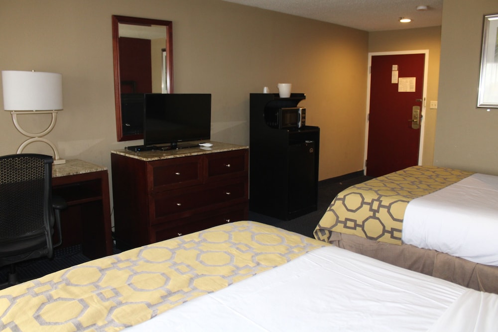 APM Inn and Suites 16/39