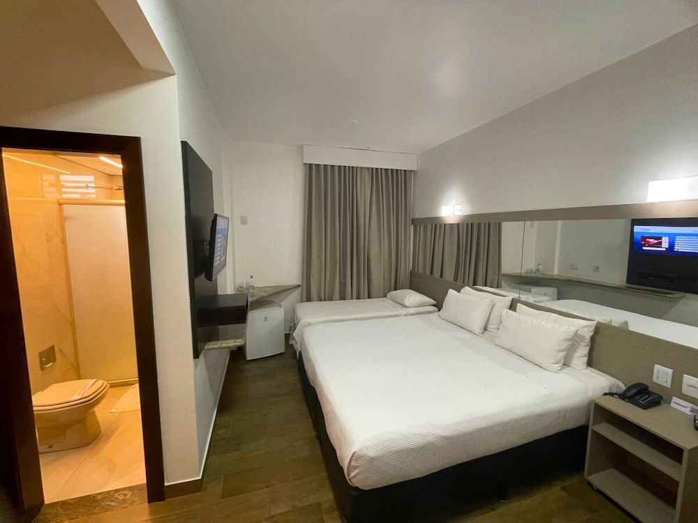 PANORAMA TOWER HOTEL 20/54