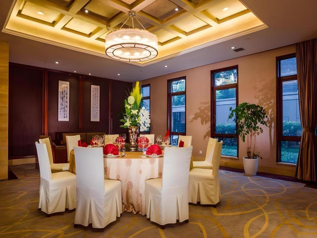 Hangzhou Xixi Nade Runzeyuan Resort 48/60