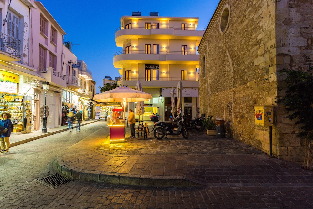 Polyxenia Boutique Hotel 38/50