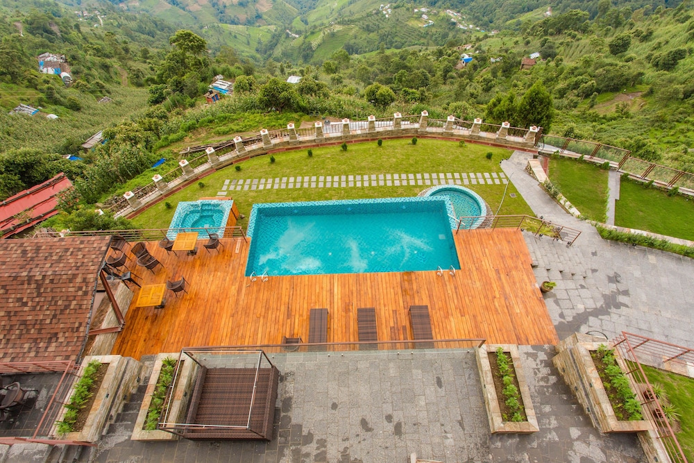 Hotel Mystic Mountain 58/64