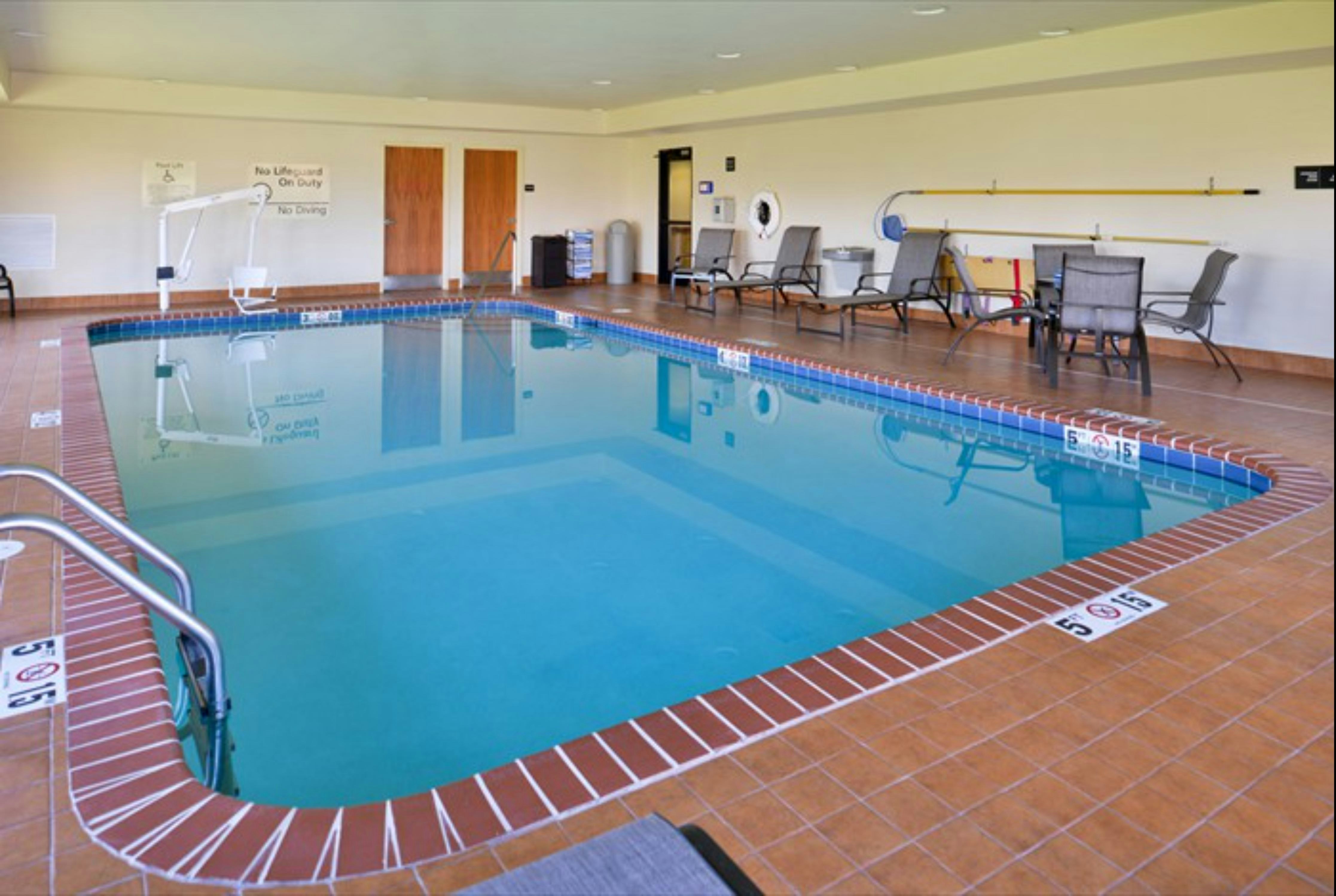 Hampton Inn Suites Richmond 29/50