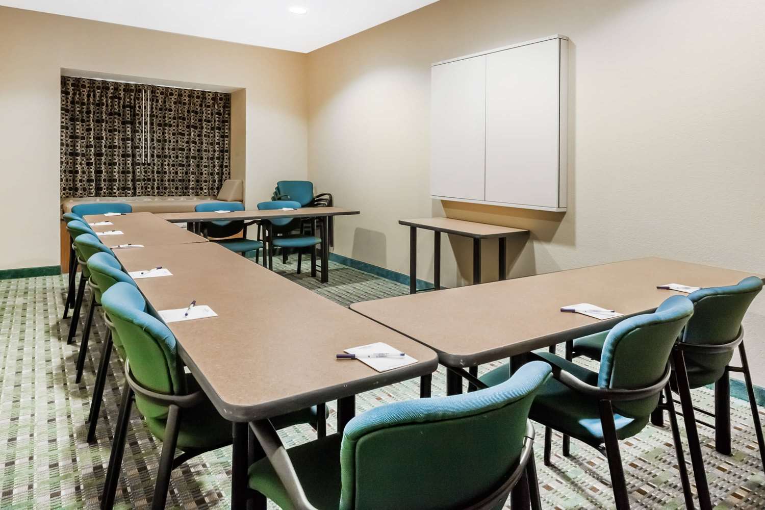 Microtel Inn & Suites By Wyndham Dickson City/Scranton 19/23