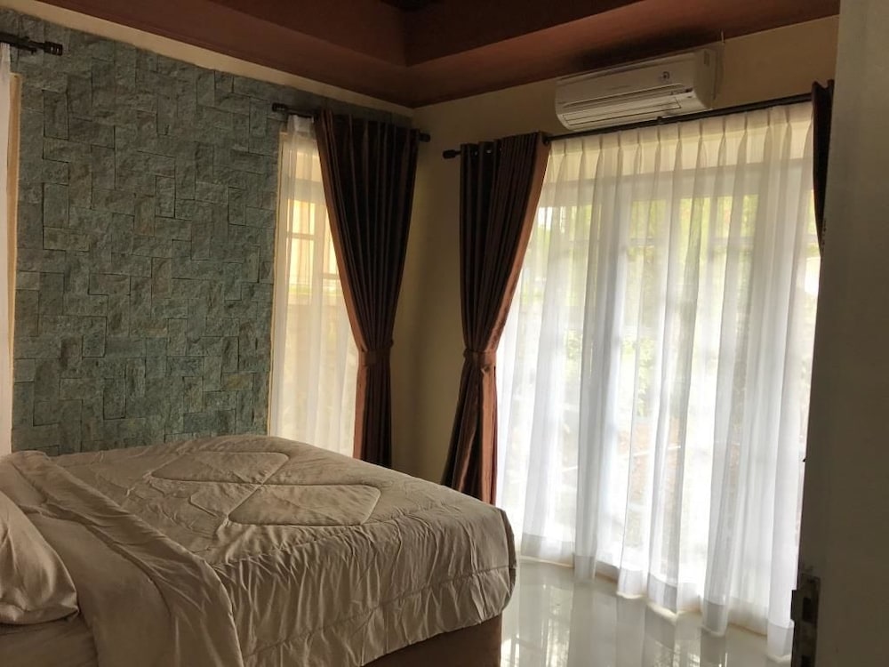 Villa Sofia Kota Bunga 19/31