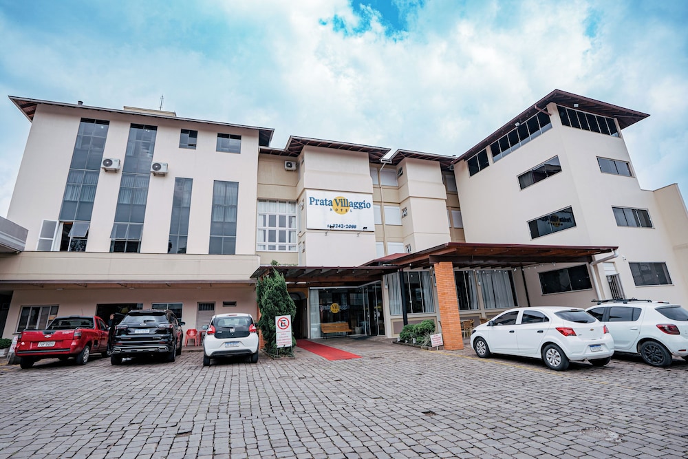 Prata Villaggio Hotel 62/63