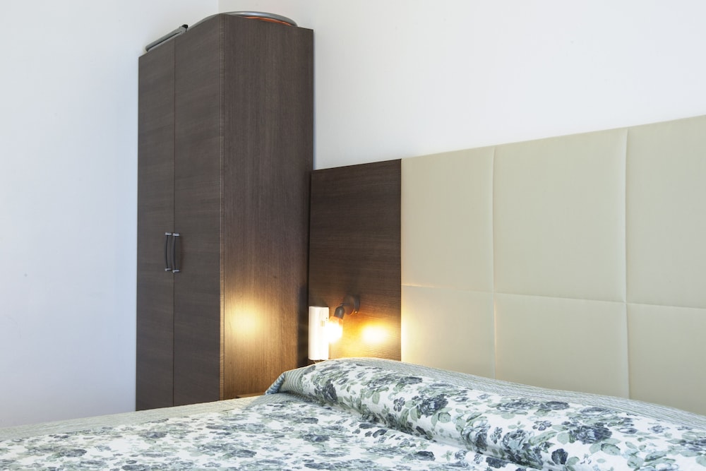 Albergo Amalfi Milano 37/67