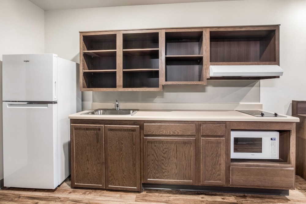 WoodSpring Suites Atlanta Newnan 32/41