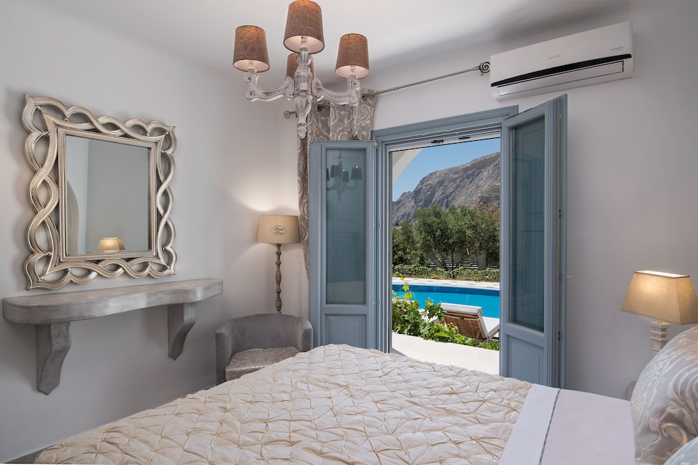 Felicity Villas Santorini Luxury House 5/43