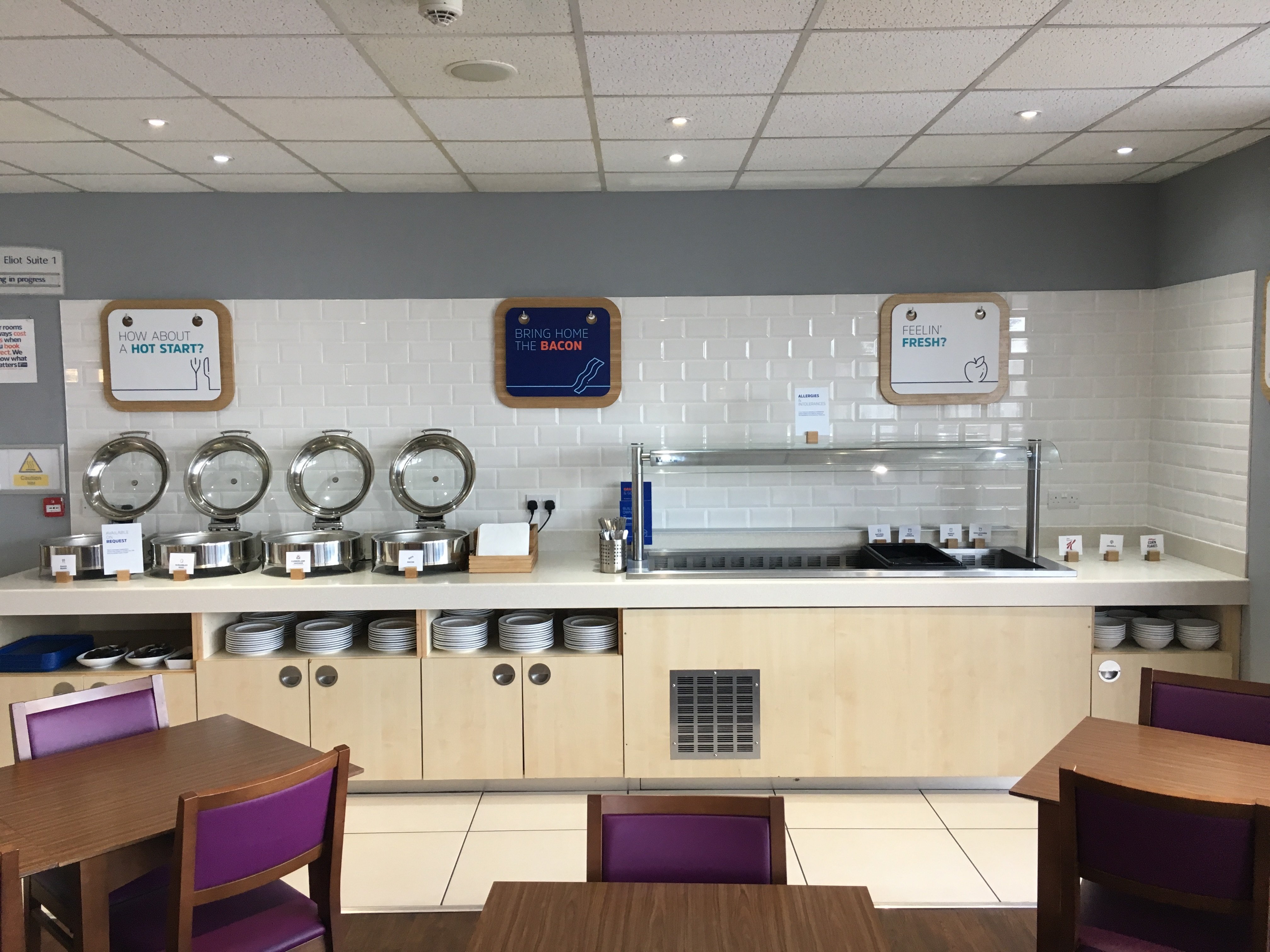HOLIDAY INN EXPRESS NUNEATON 40/50
