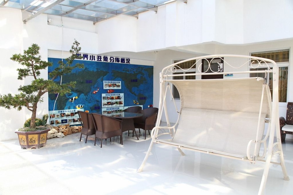 Clownfish Resort 13/64