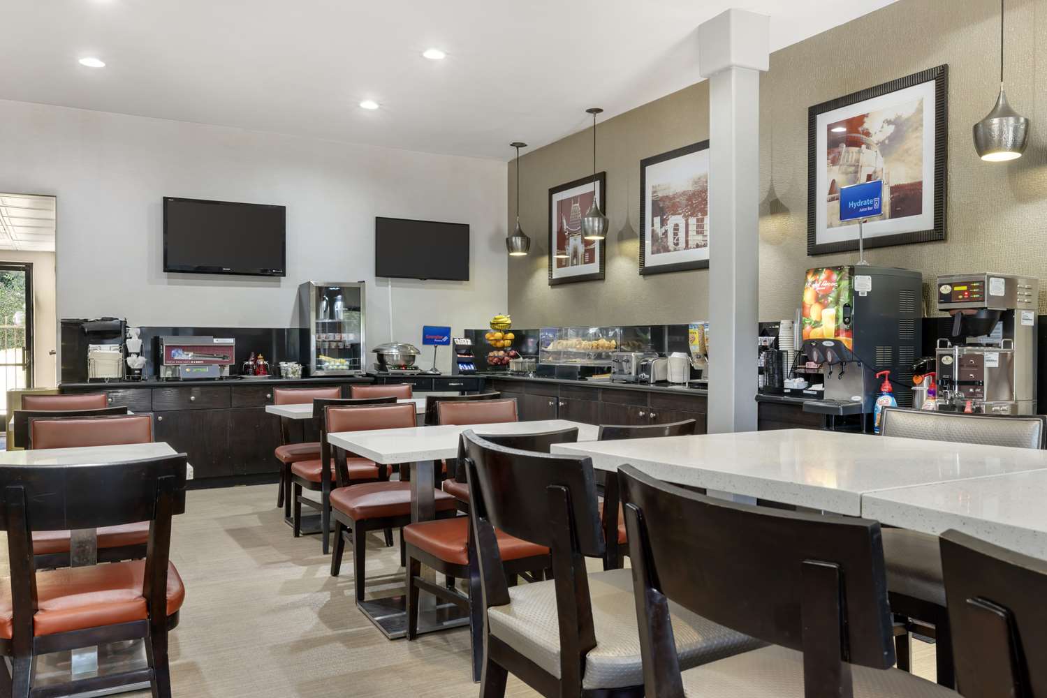 Best Western Royal Palace Inn & Suites 42/46