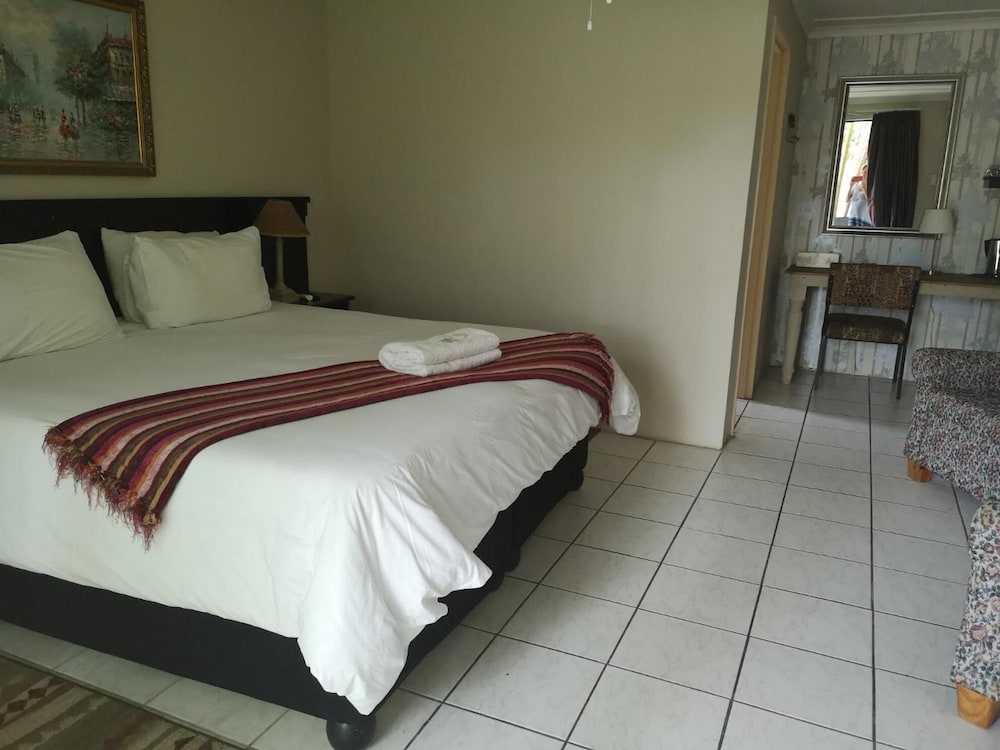 Nahoon Mouth Guest House 1/17