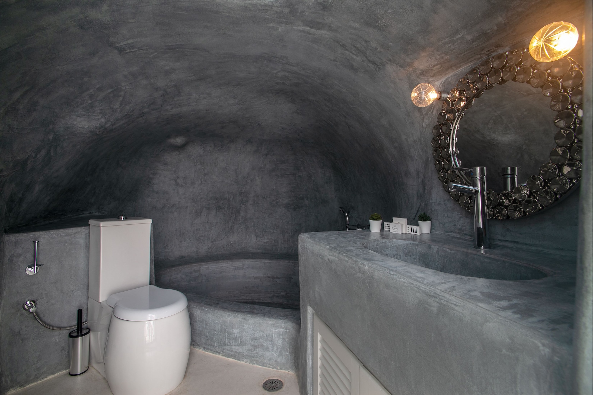 JUNIOR SUITE, OUTDOOR JETTED TUB, JETTED TUB