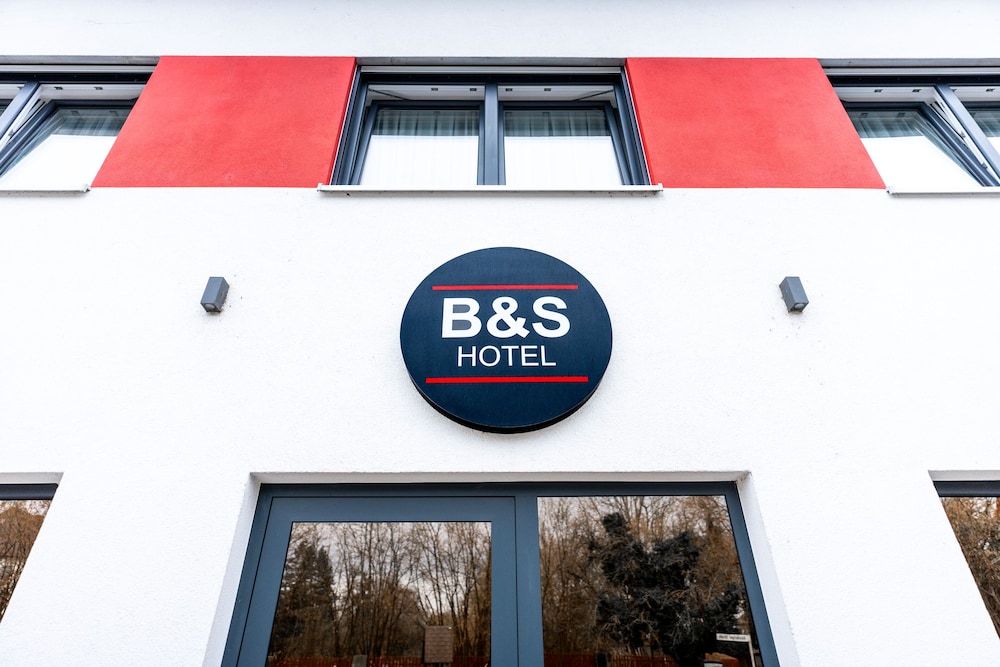 B&S Hotel 2/53