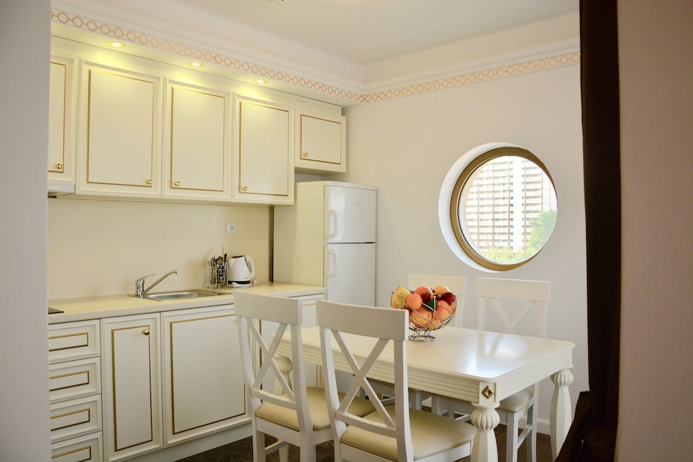 Golden Rainbow Vip Residence 36/71