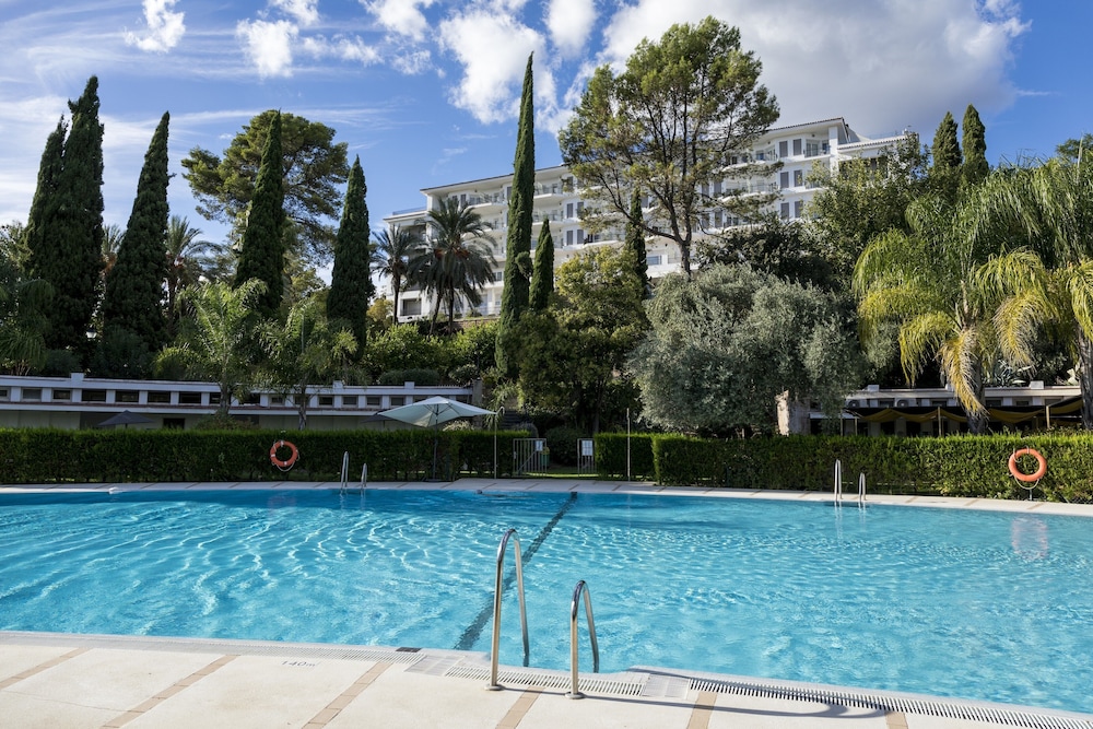 Parador de Cordoba Hotel 23/50