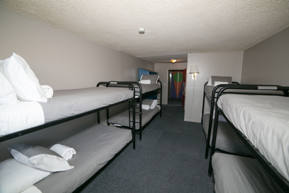 Motel6 Las Vegas, NV - Downtown Fremont St Experience 7/31