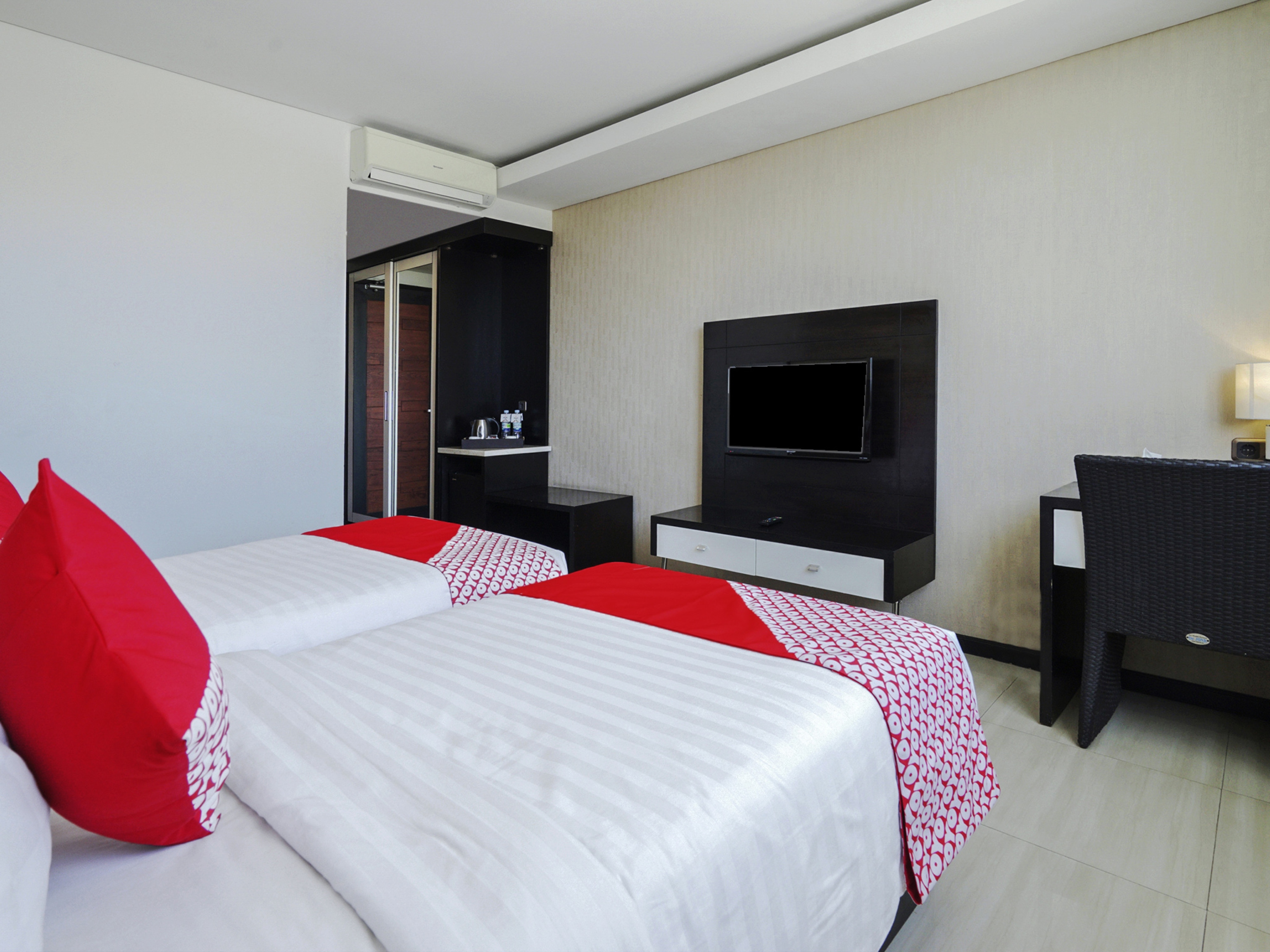 Princess Keisha Hotel 20/35