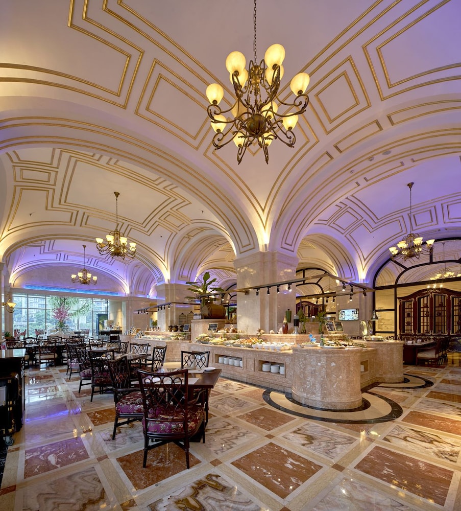 Yinxin Century Hotel 5/25