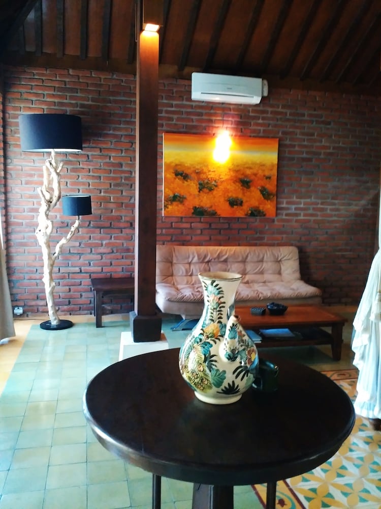 Kampung Cenik 28/46