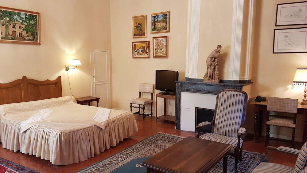 Hôtel Cardinal 12/58
