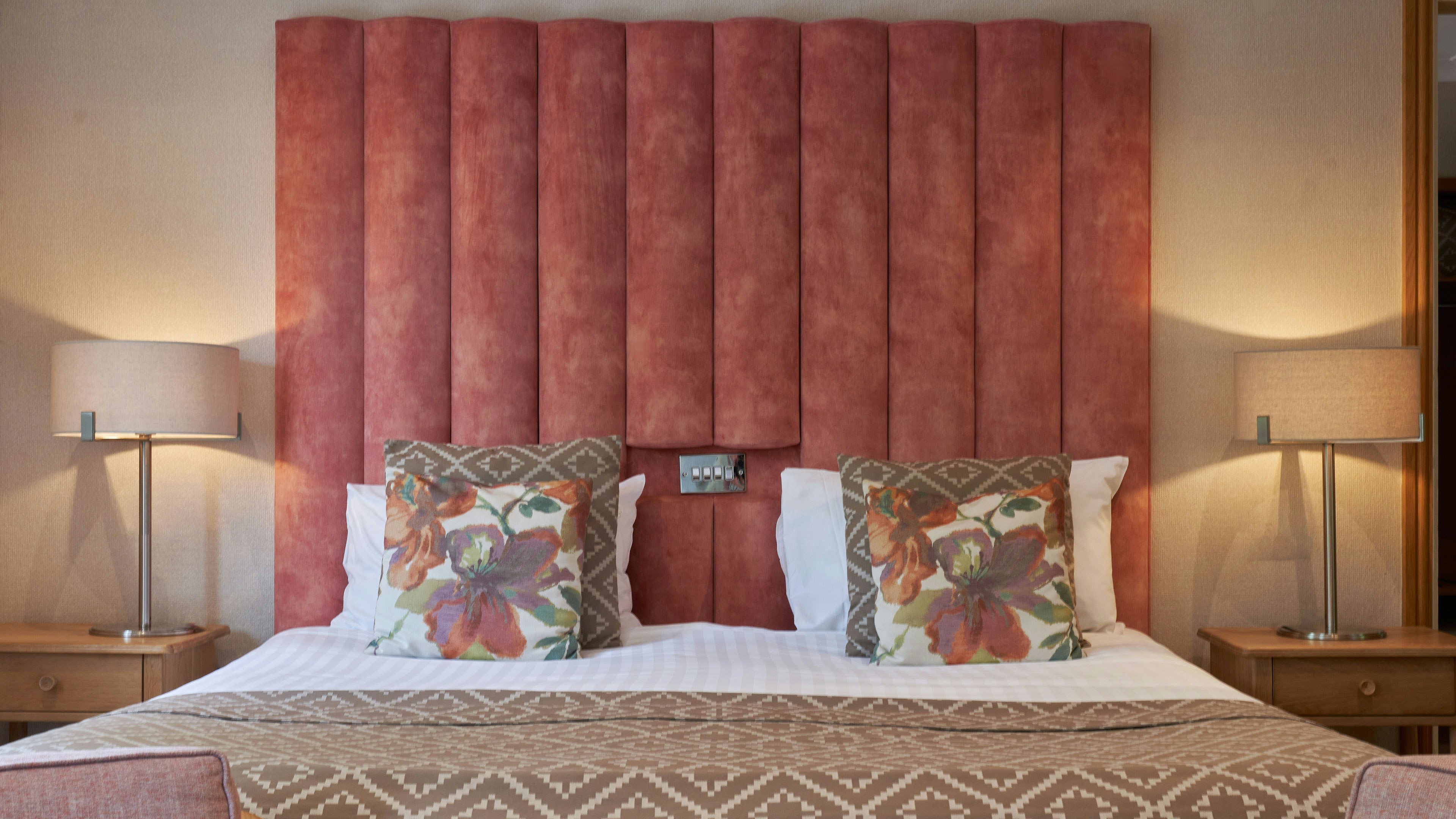 FAIRLAWNS HOTEL AND SPA photo5