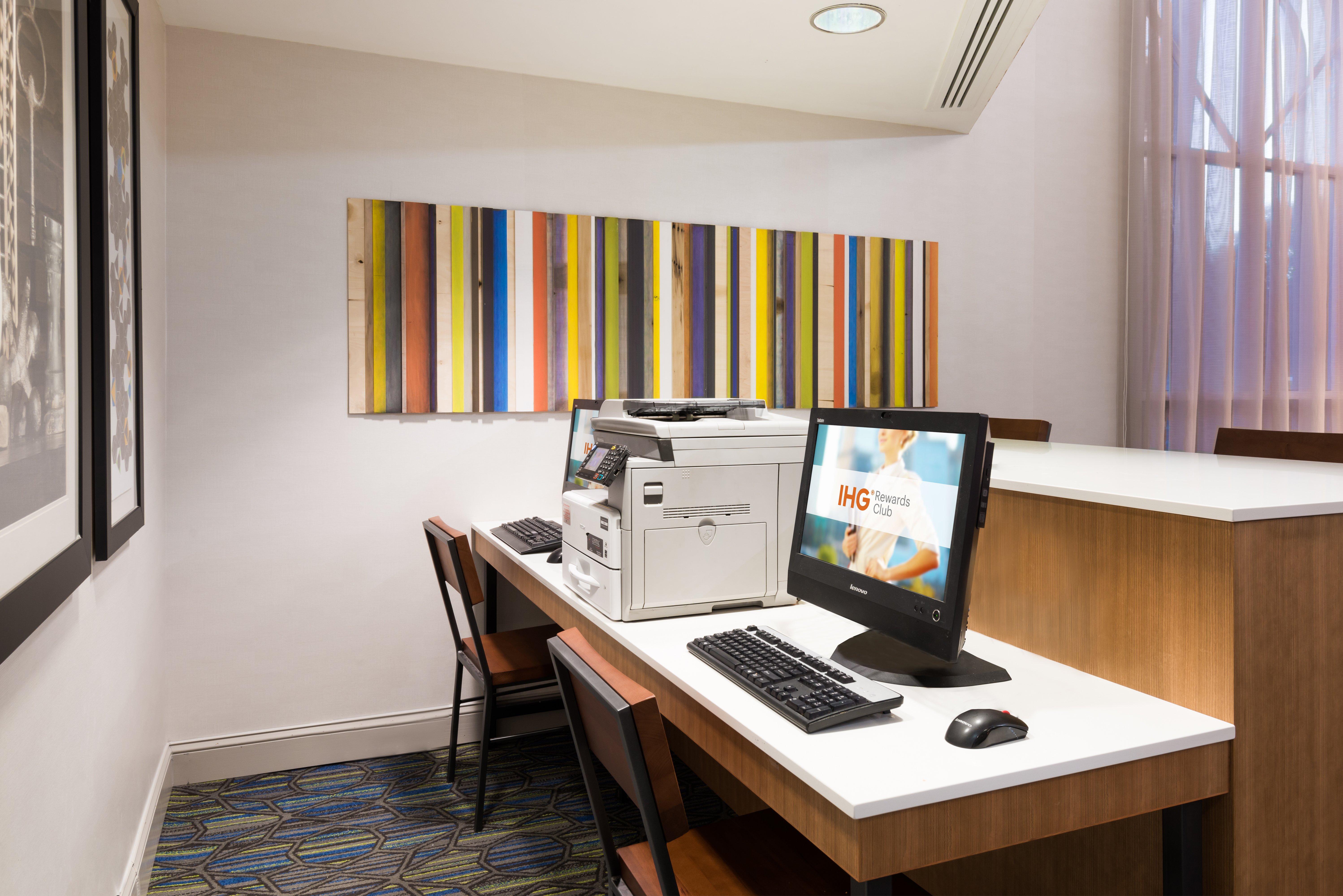 Holiday Inn Express Miami Airport Doral Area 59/71