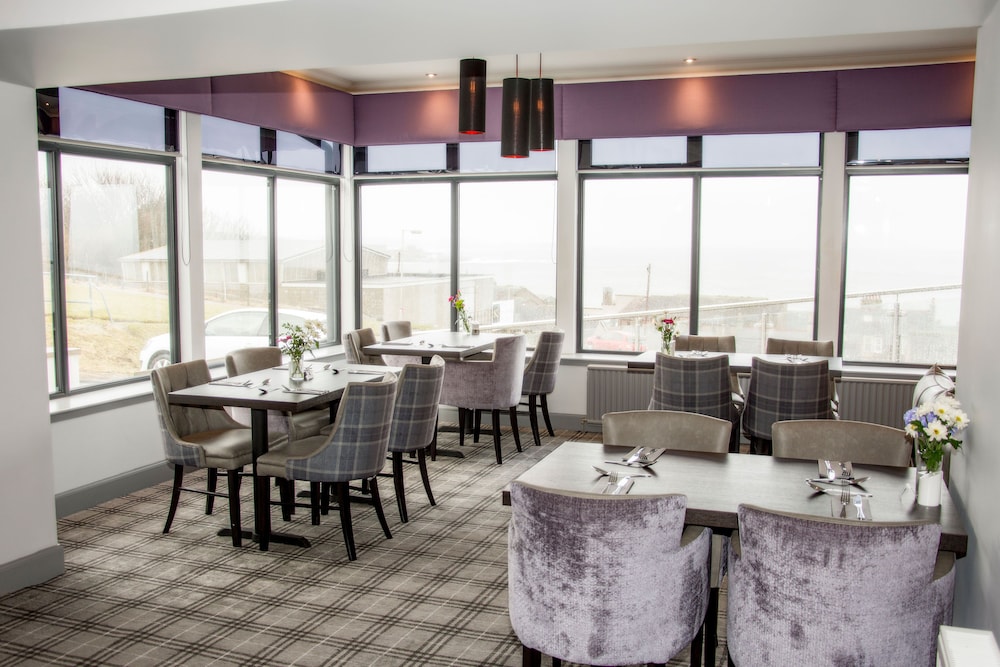 The Knowes Hotel 25/31