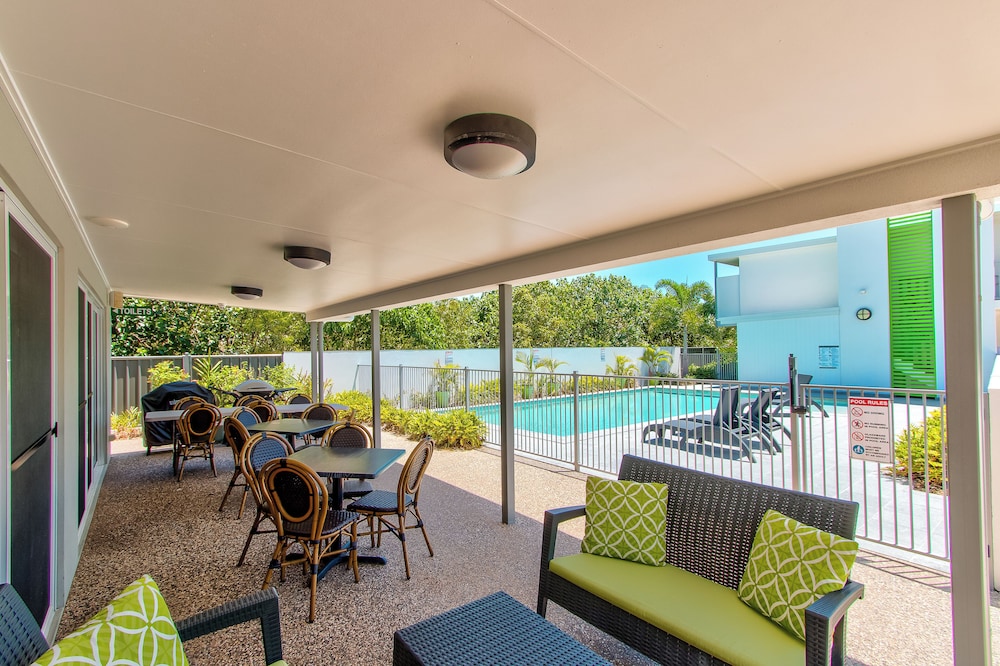 Mackay Oceanside Central Hotel 32/51