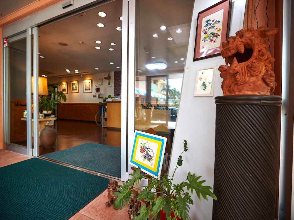 Condominium Hotel Shimanchu Club 8/50