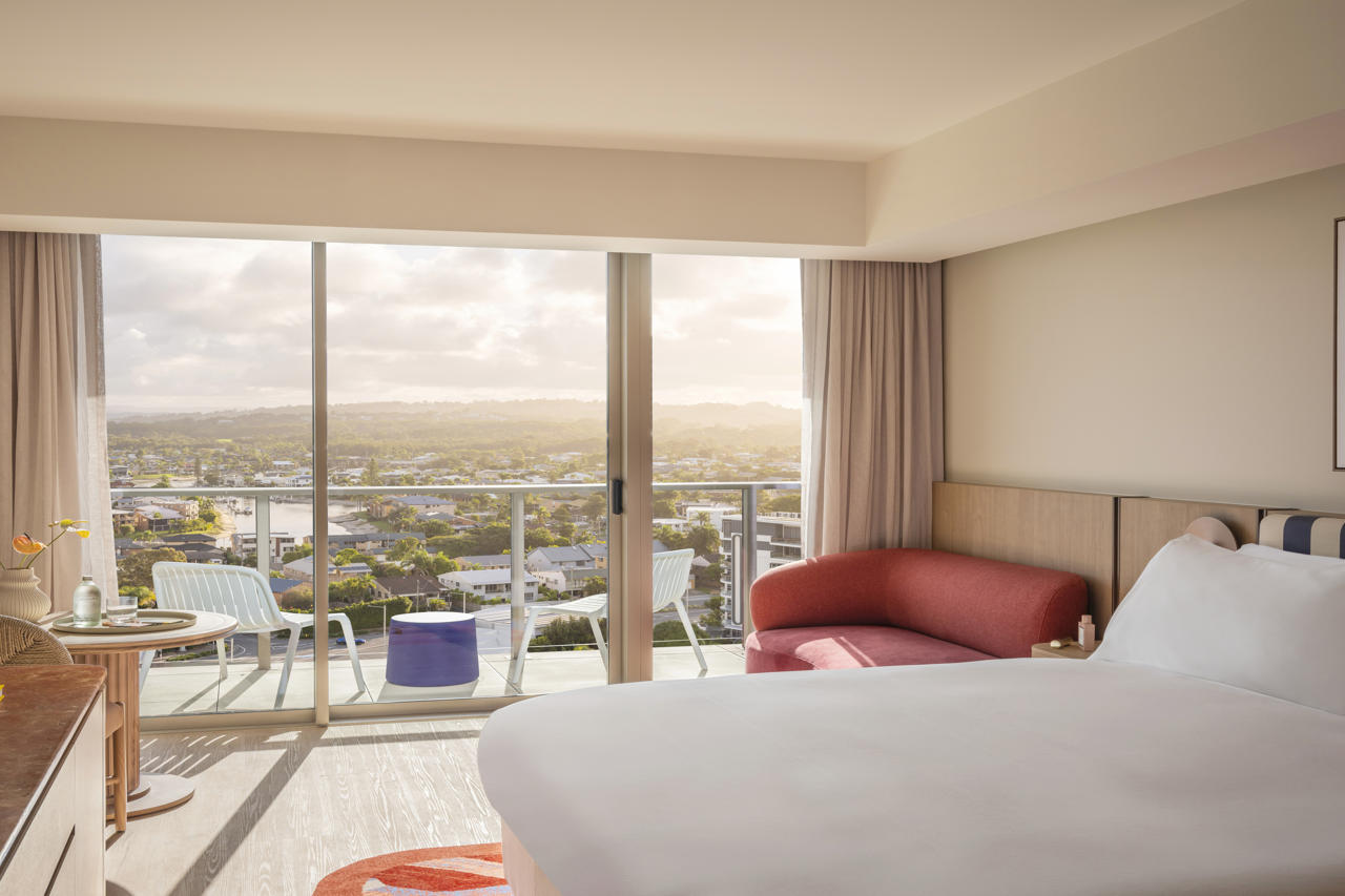 Avani Mooloolaba Beach Hotel 76/116