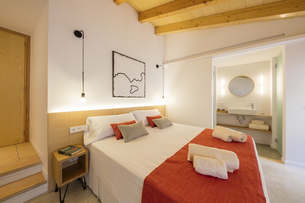 ARA Alcudia Adults Only 8/50