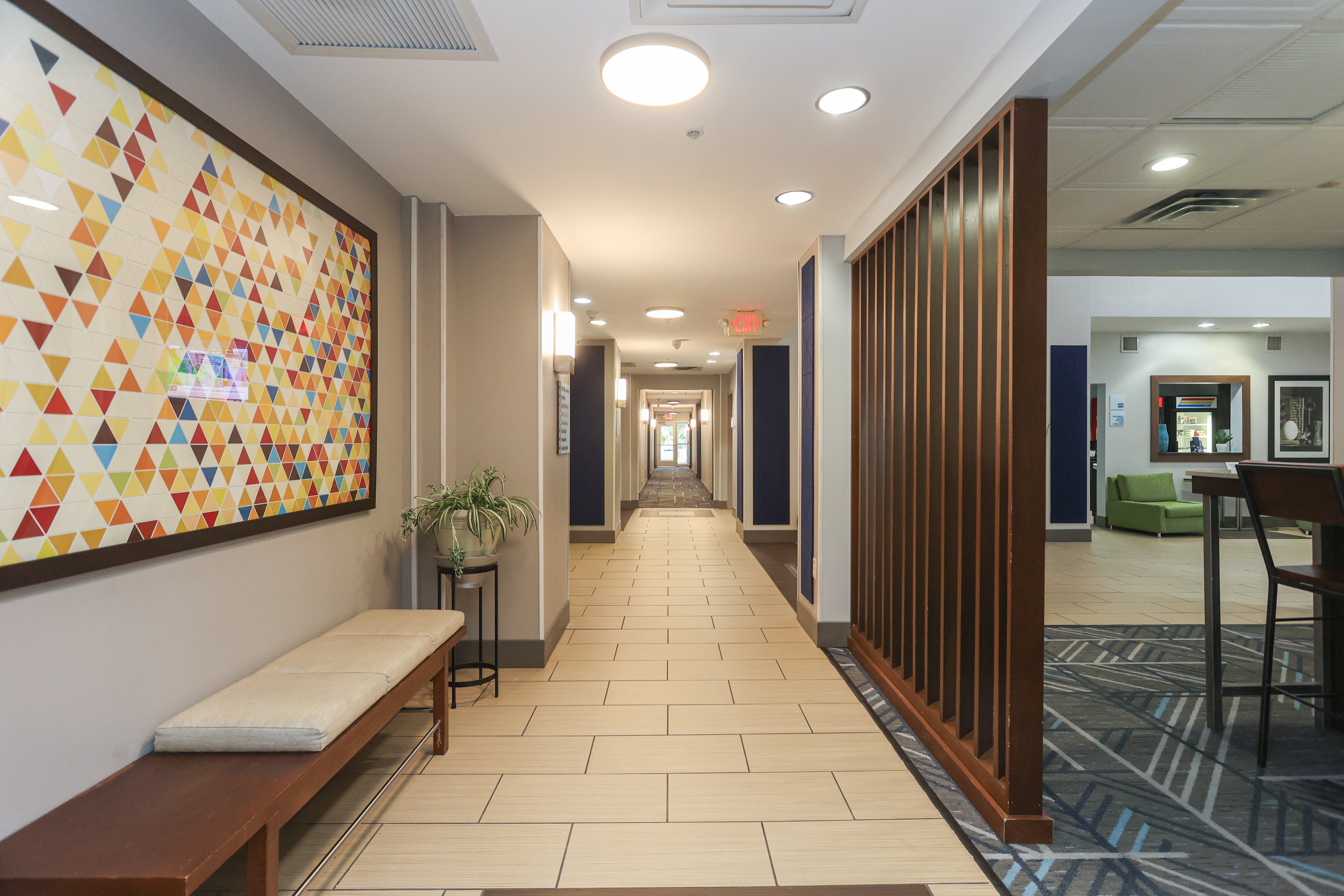 Holiday Inn Express Hotel & Suites Tulsa South Bixby 31/50