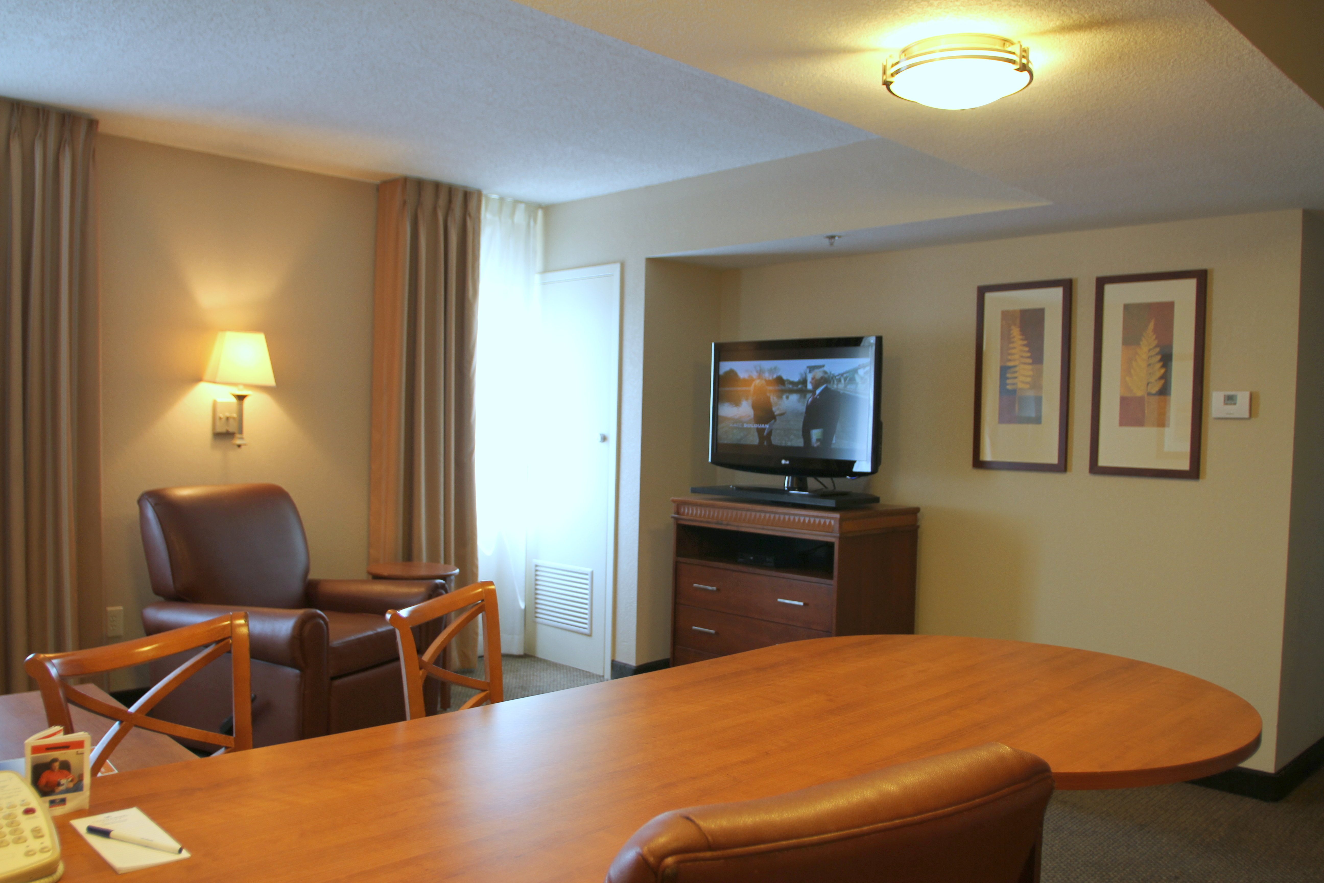 Candlewood Suites Indianapolis Downtown Medical District 54/73