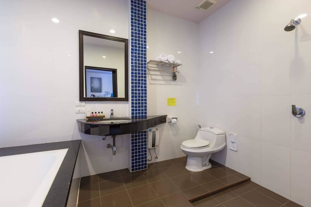 The Blueco Hotel 23/64