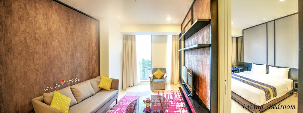 Tropicana The Residences KLCC by Luxury Suites 13/35