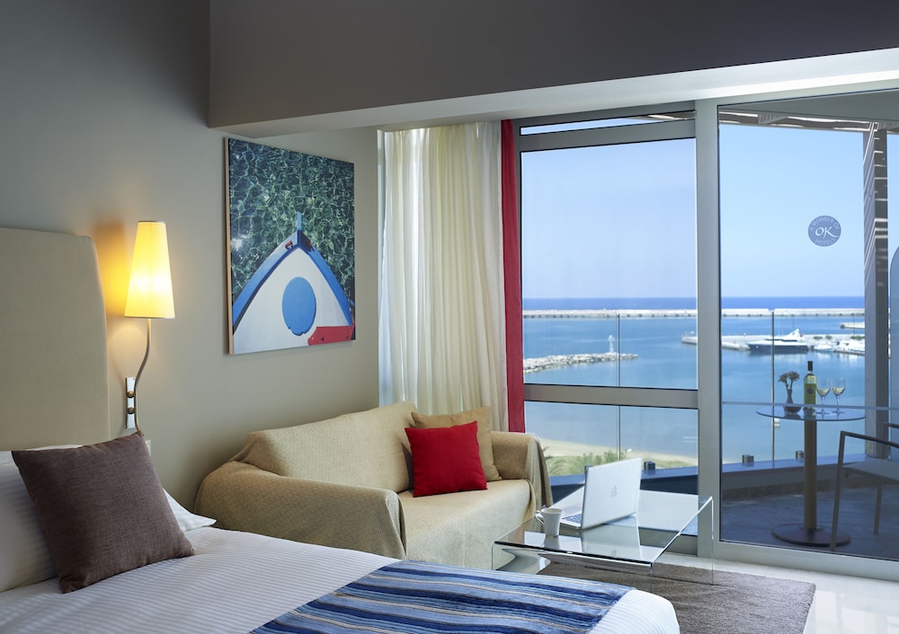 Kyma Suites Beach Hotel 28/50