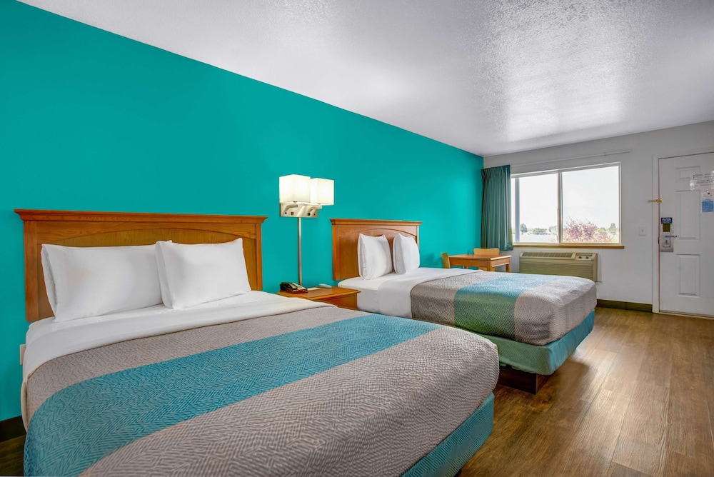 Room at Motel6 Baker City, OR, BAKER CITY - OR