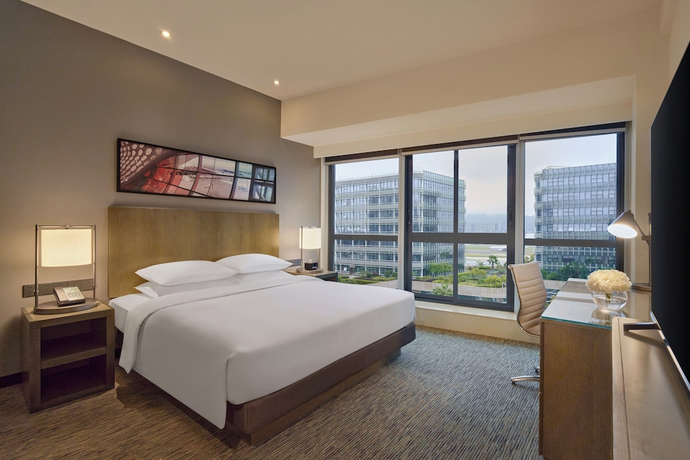 Hyatt House Shenzhen Airport 23/70