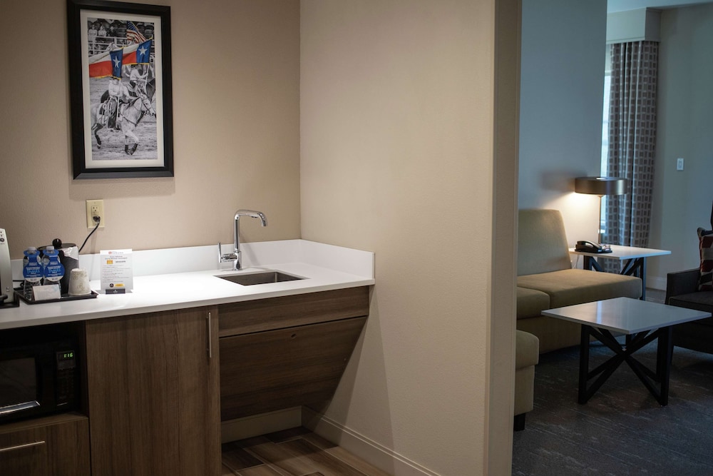 Hilton Garden Inn Waco Tx 46/50