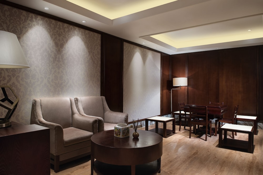 Jinling Riverside Hotel 32/39