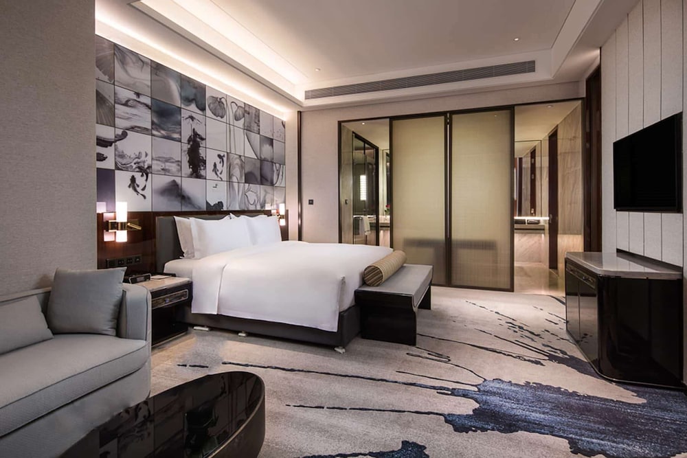 Wyndham Grand Suzhou Fenhu 1/7