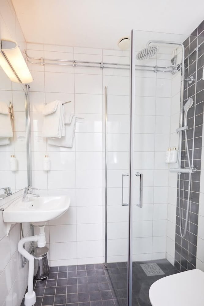 Bjorkhaga Hotell & Konferens 46/50