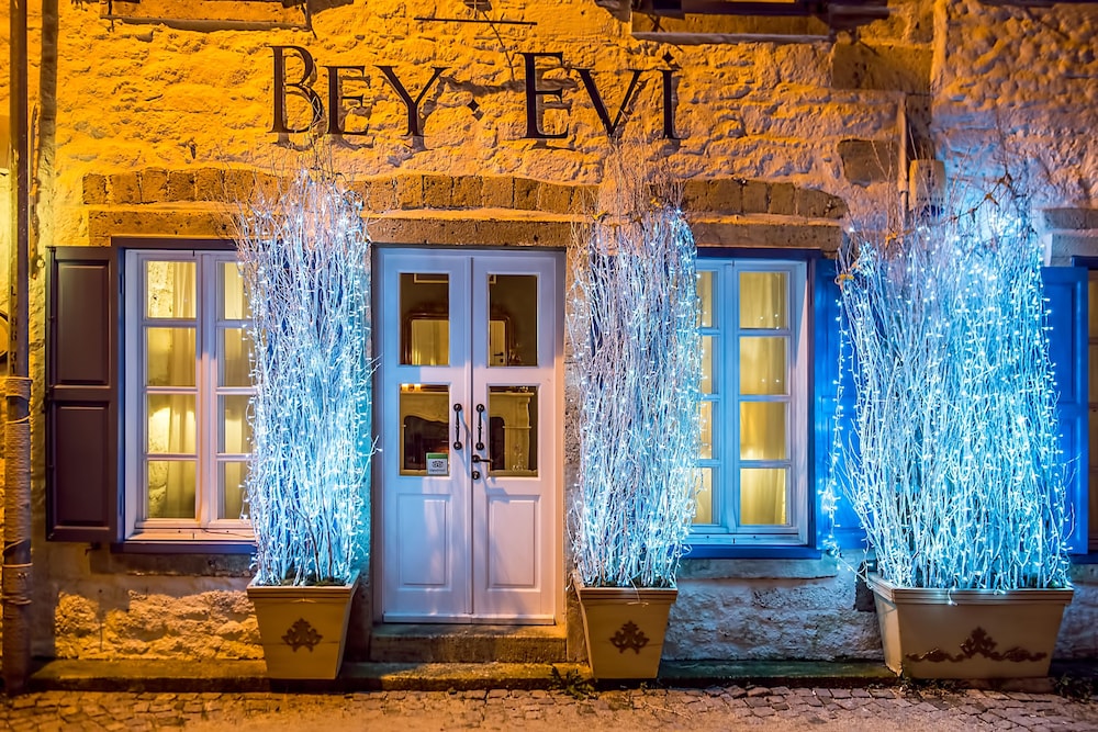Beyevi Alacati 9/68