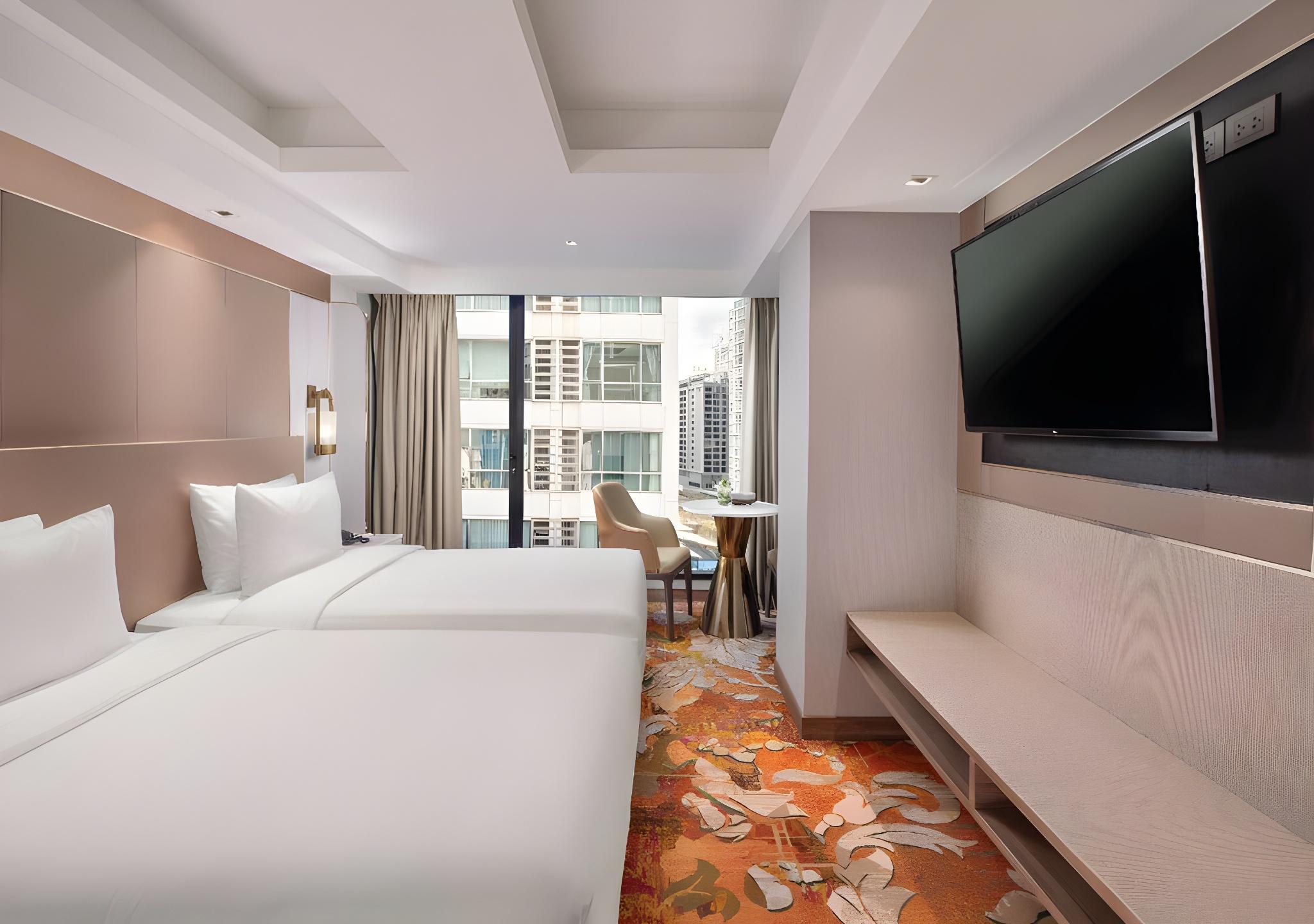 SUPERIOR ROOM