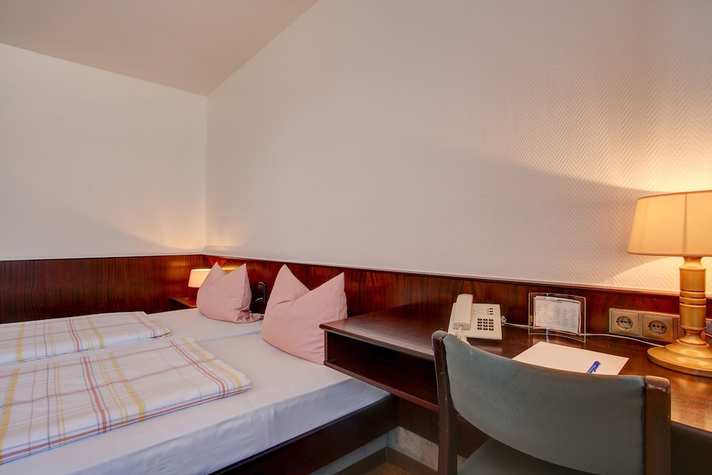 Trip Inn City Hotel Krefeld 14/50
