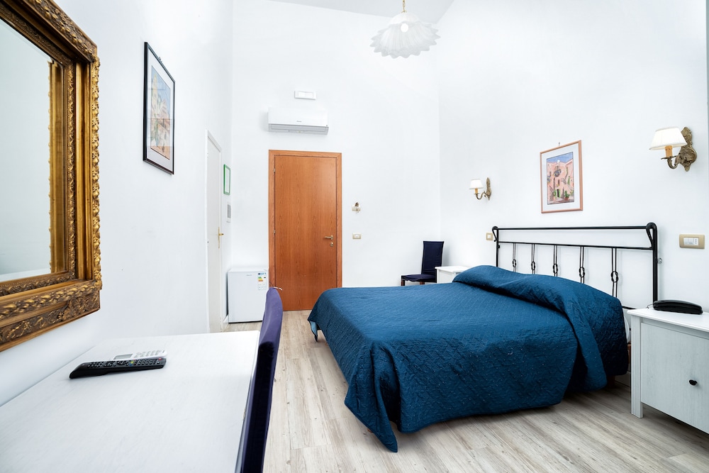 Hotel Fontana 13/65